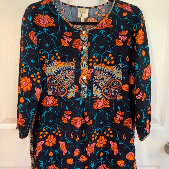 ANTHROPOLOGIE FIG & FLOWER FLORAL TUNIC SIZE M - Picture 2 of 9